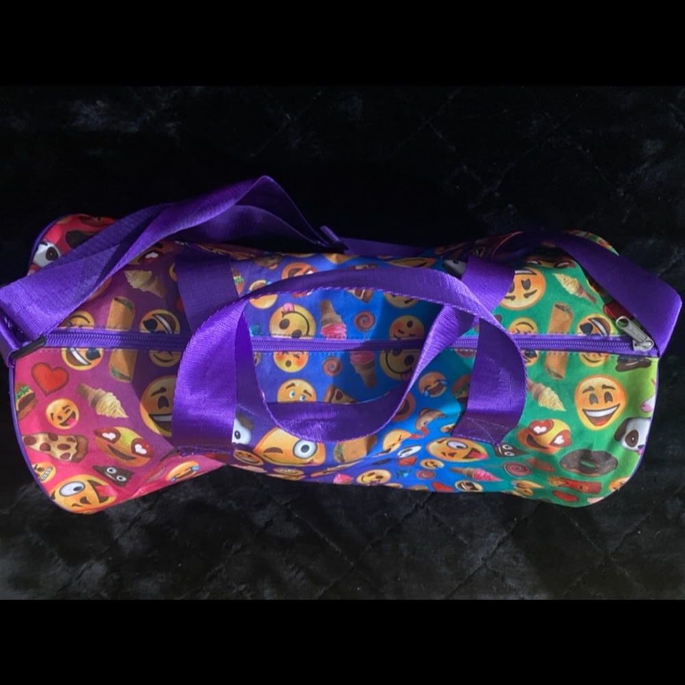 Duffle bag - Picture 2 of 2